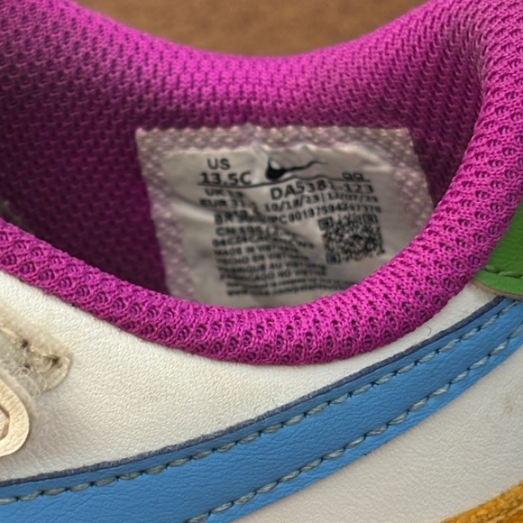 Nike Kids White Sneakers with Blue and Purple Accents - Picture 6 of 12